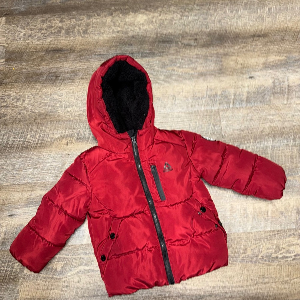 Reebok Toddler Boys Red Heavyweight Puffer Jacket Size 3T Fleece Lined Hooded